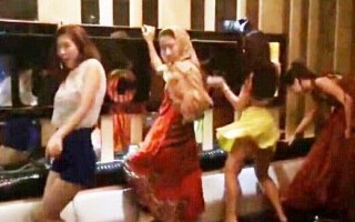 跳舞房子恶搞视频，跳舞房子恶搞视频大全