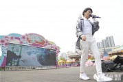 赏桃花汉服穿搭图片，赏桃花汉服穿搭图片大全